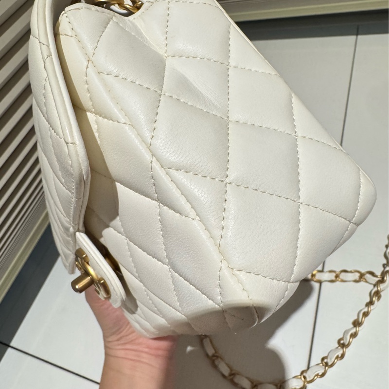 Chanel 籌碼口蓋包 白色-3