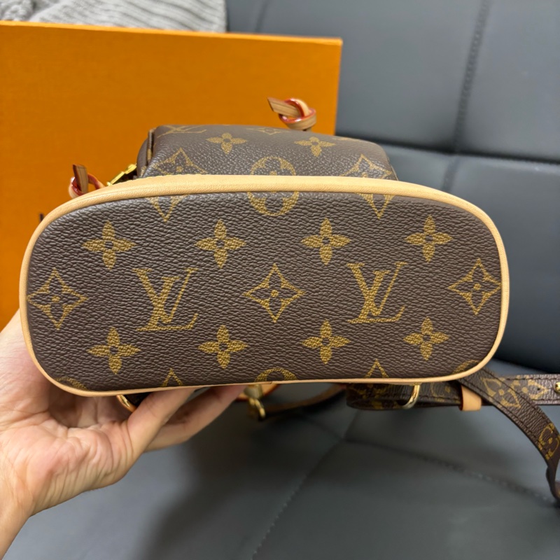 LV老花後背包 Montsouris Mini m11199-4