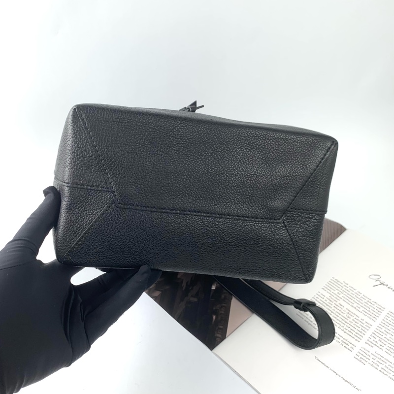 LV黑銀後背包🖤-2