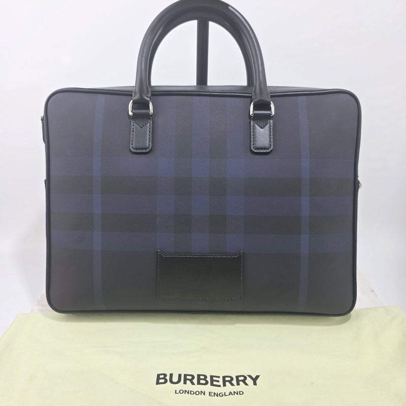 閒置新Burberry博柏利 可拆可调式肩背带拉链开合 小牛皮饰边 单肩斜挎手提包公文包 男款-1