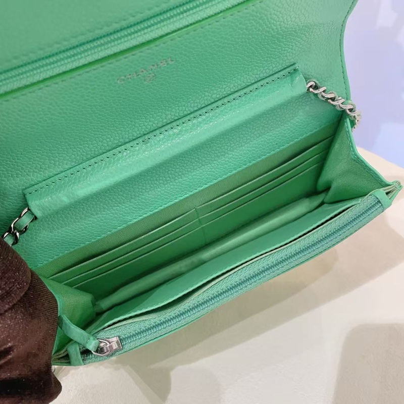 香奈兒薄荷綠V紋 woc鏈條包-7