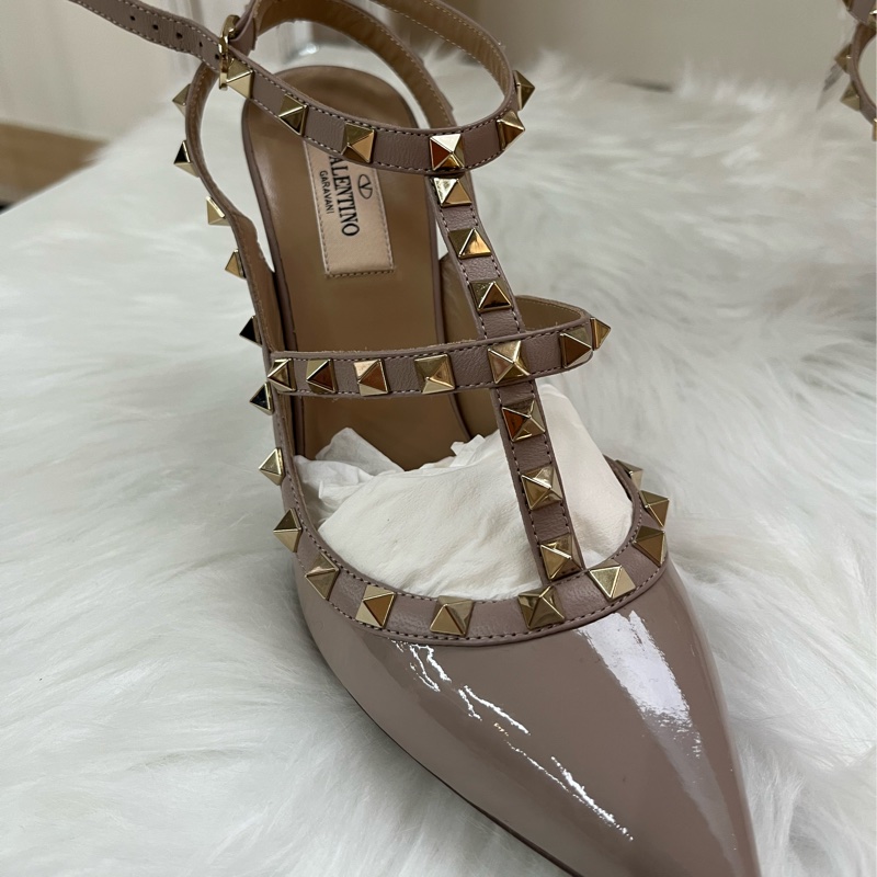 華倫天奴Valentino Rockstud 細跟高跟鞋 裸色 39碼-1