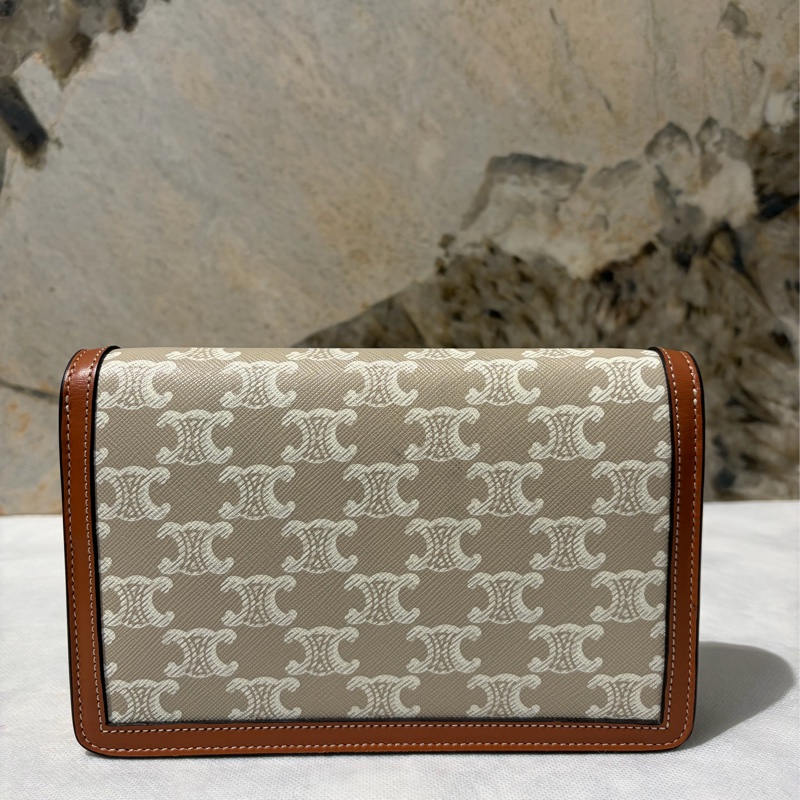 Celine燕麥拚咖 凱旋Triomphe WOC-2