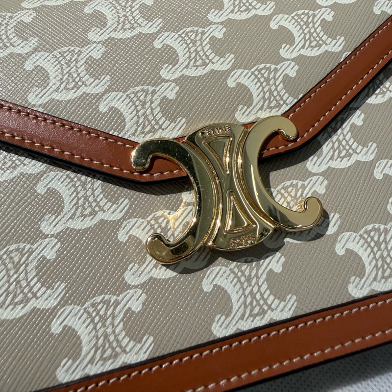 Celine燕麥拚咖 凱旋Triomphe WOC-8