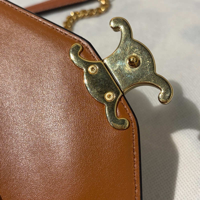 Celine燕麥拚咖 凱旋Triomphe WOC-11