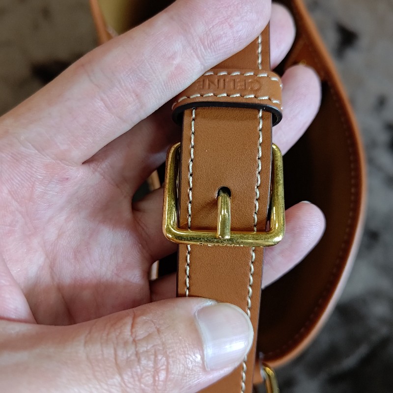 CELINE BUCKET 小型 Triomphe 老花帆布小牛皮肩背水桶包-14