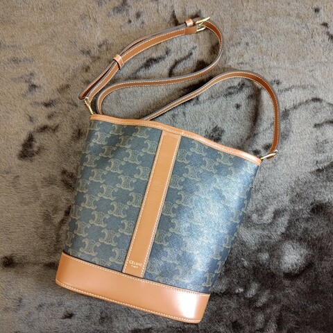 CELINE BUCKET 小型 Triomphe 老花帆布小牛皮肩背水桶包