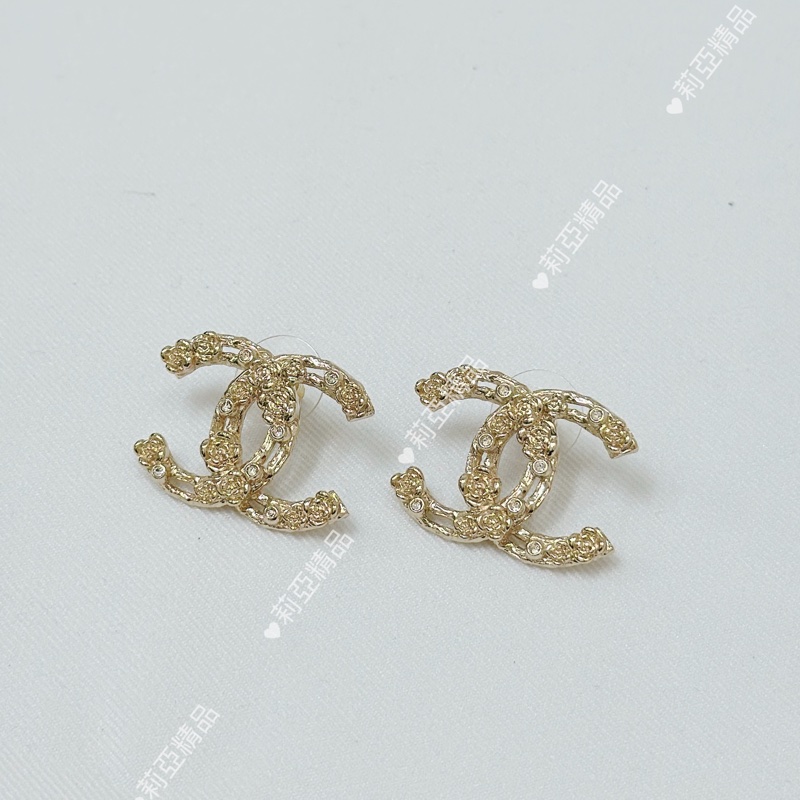 莉亞精品♡ Chanel 淡金山茶花立體耳環 二手美品-2