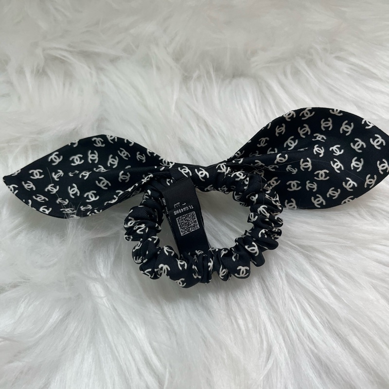 香奈兒Chanel黑色絲質髮帶-1