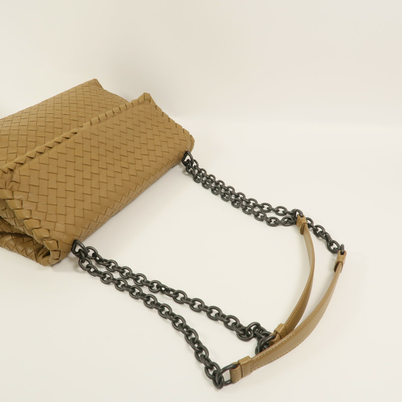 BOTTEGA VENETA 羊皮皮革Chain Shoulder鏈帶肩背袋-7