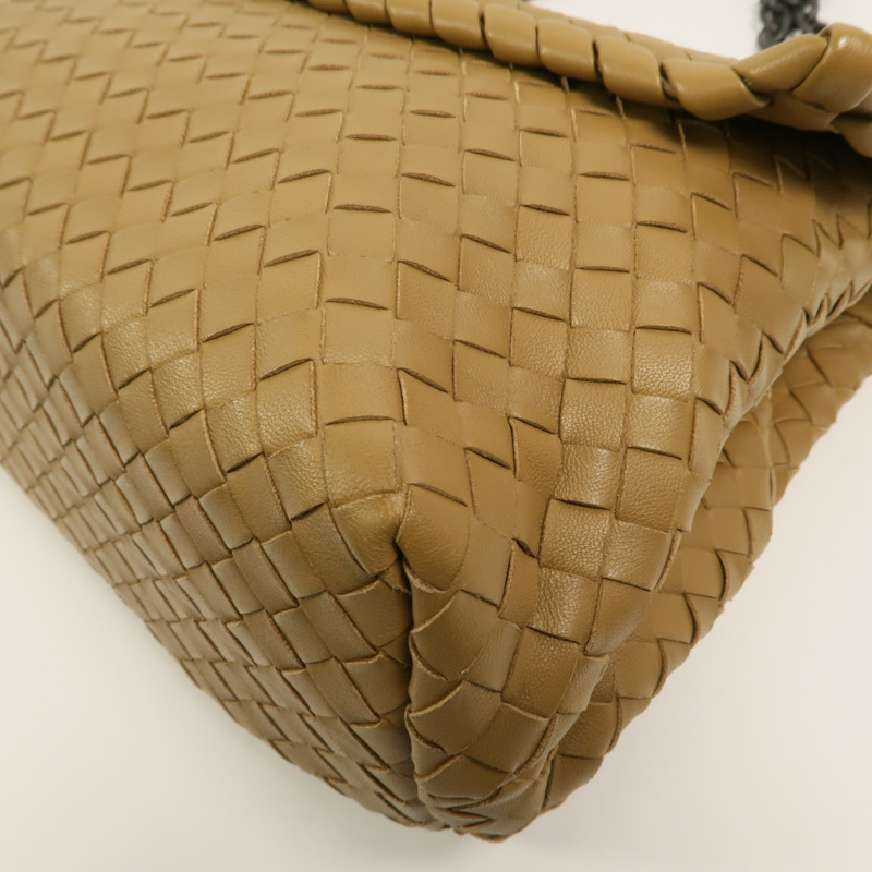 BOTTEGA VENETA 羊皮皮革Chain Shoulder鏈帶肩背袋-10