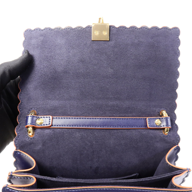 FENDI 牛皮皮革Kan I Small鏈帶肩背袋-13