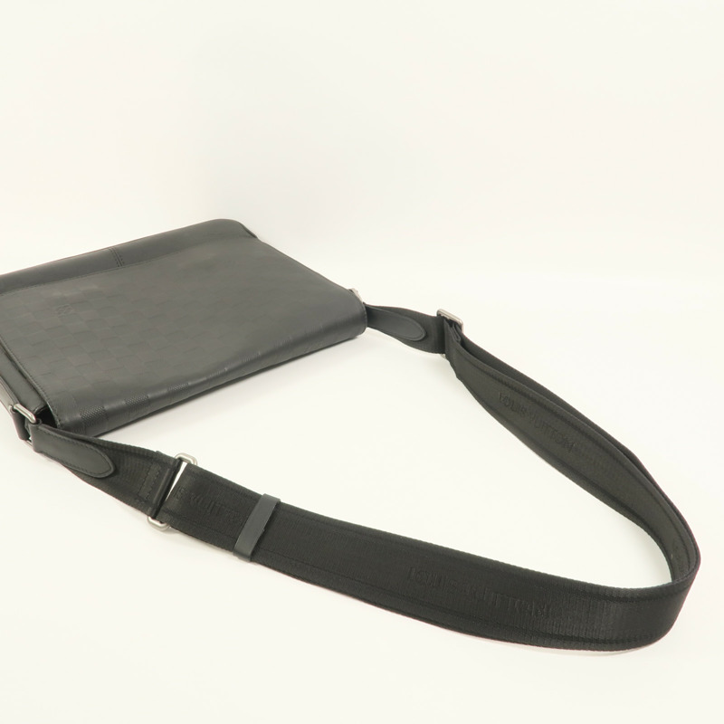 LOUIS VUITTON Monogram Eclipse District PM肩背袋-7