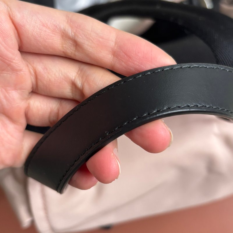 ::BURBERRY::白色字母LOGO尼龍扣式束口後背包(粉)-8