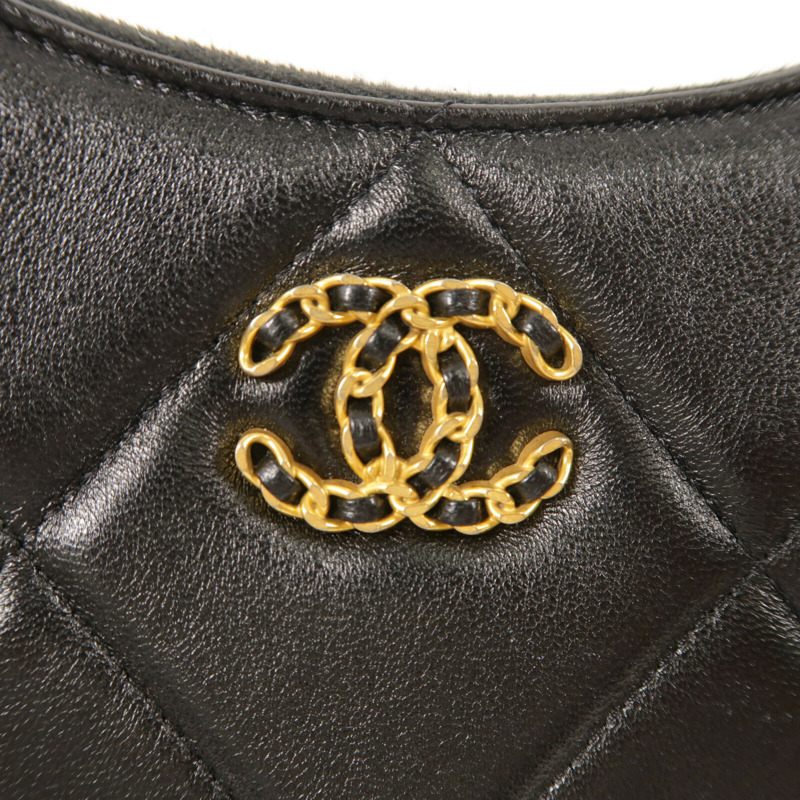 CHANEL 羊皮皮革C19 Hobo肩背袋-7