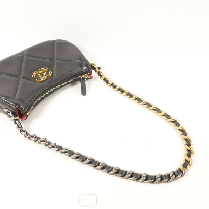 CHANEL 羊皮皮革C19 Hobo肩背袋-8