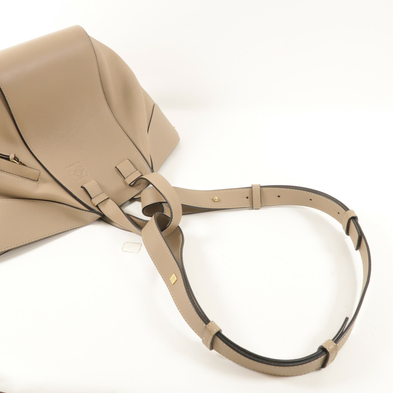 LOEWE 牛皮皮革Hammock Medium手挽肩背兩用袋-8