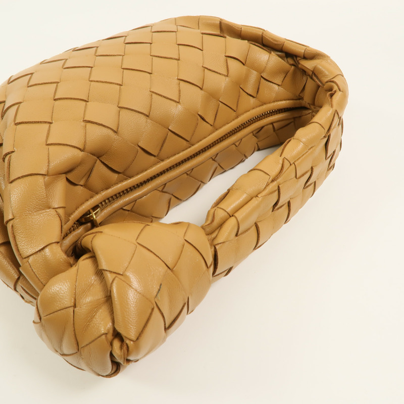 BOTTEGA VENETA 羊皮皮革Mini Jodie手挽袋-8