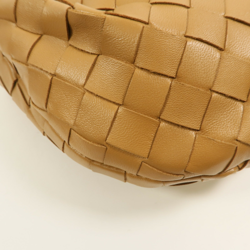 BOTTEGA VENETA 羊皮皮革Mini Jodie手挽袋-13