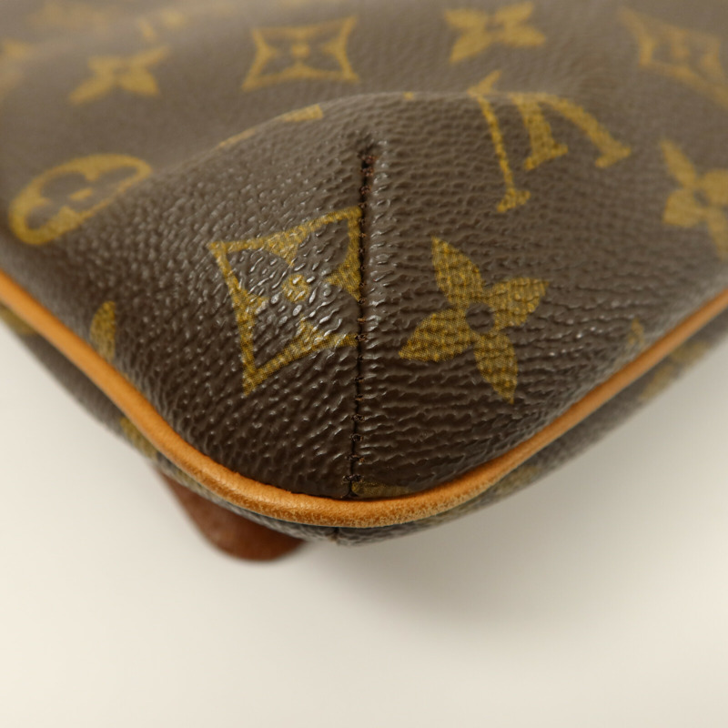 LOUIS VUITTON Monogram Musette Tango Short肩背袋-11