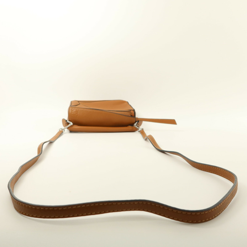 LOEWE 牛皮皮革Mini Puzzle手挽肩背兩用袋-8