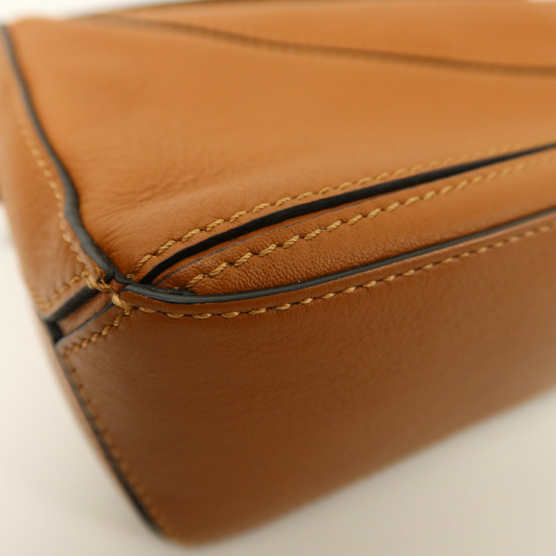 LOEWE 牛皮皮革Mini Puzzle手挽肩背兩用袋-10