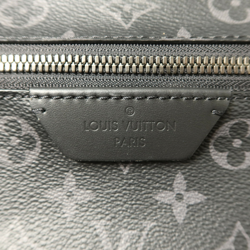 LOUIS VUITTON Monogram Eclipse Discovery PM背包-6