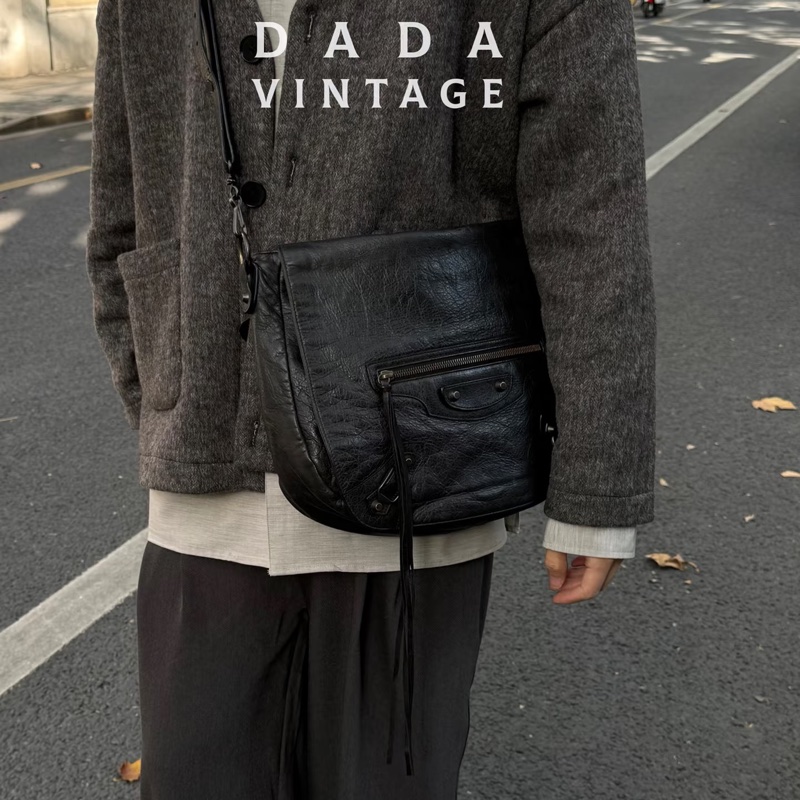 Balenciaga 巴黎世家 NeoFolk 黑色 郵差包 斜背包 肩背包 側背包 手提包-6