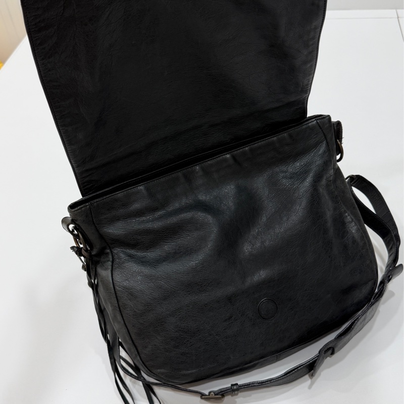 Balenciaga 巴黎世家 NeoFolk 黑色 郵差包 斜背包 肩背包 側背包 手提包-12