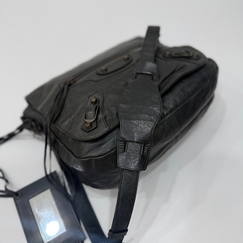 Balenciaga 巴黎世家 NeoFolk 黑色 郵差包 斜背包 肩背包 側背包 手提包-19