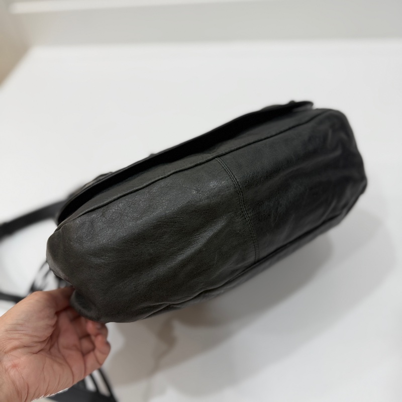 Balenciaga 巴黎世家 NeoFolk 黑色 郵差包 斜背包 肩背包 側背包 手提包-20