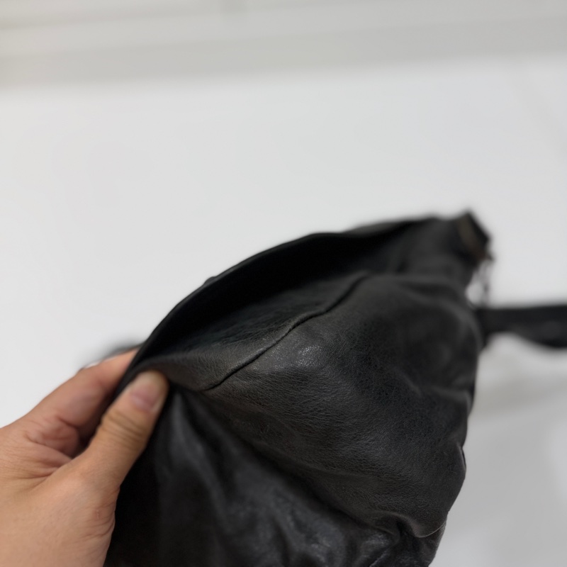 Balenciaga 巴黎世家 NeoFolk 黑色 郵差包 斜背包 肩背包 側背包 手提包-23