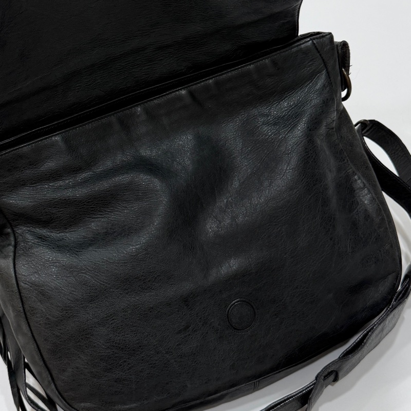 Balenciaga 巴黎世家 NeoFolk 黑色 郵差包 斜背包 肩背包 側背包 手提包-40