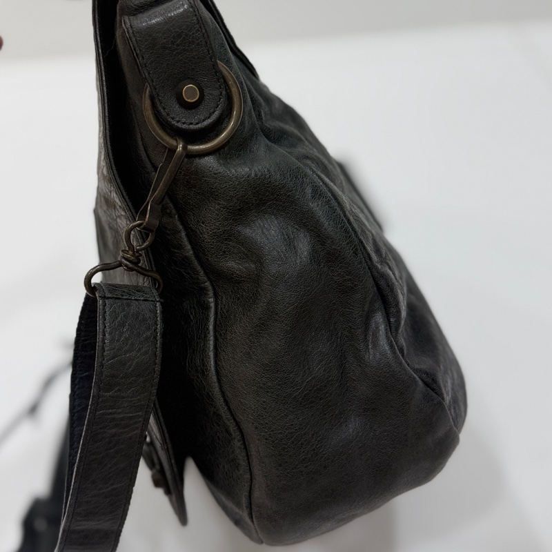 Balenciaga 巴黎世家 NeoFolk 黑色 郵差包 斜背包 肩背包 側背包 手提包-43