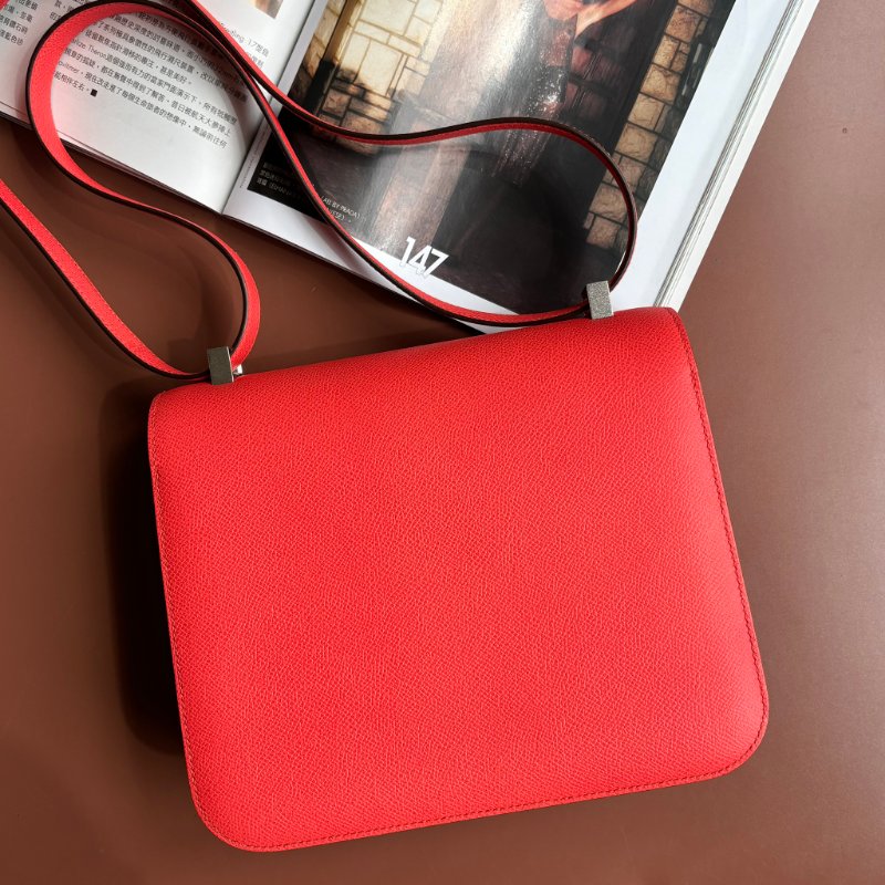 ::HERMES:: 愛馬仕 桃粉色銀邊琺瑯釦康康24 Constance 24-6