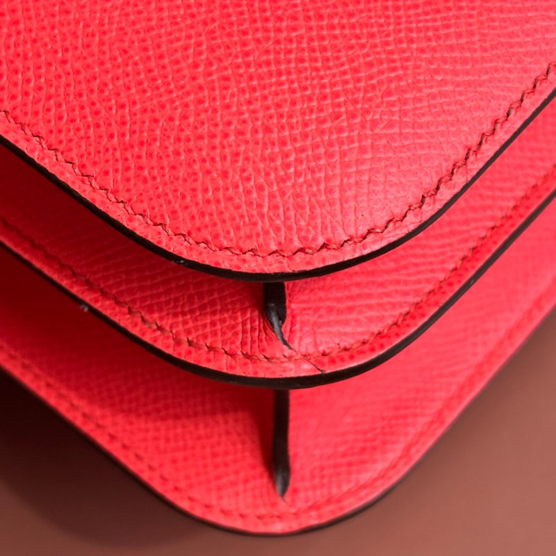 ::HERMES:: 愛馬仕 桃粉色銀邊琺瑯釦康康24 Constance 24-16