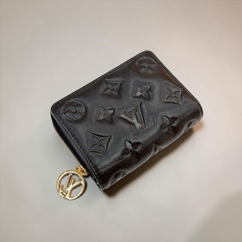 莉亞精品♡ LV M81599 LOU小羊皮壓紋錢包 二手