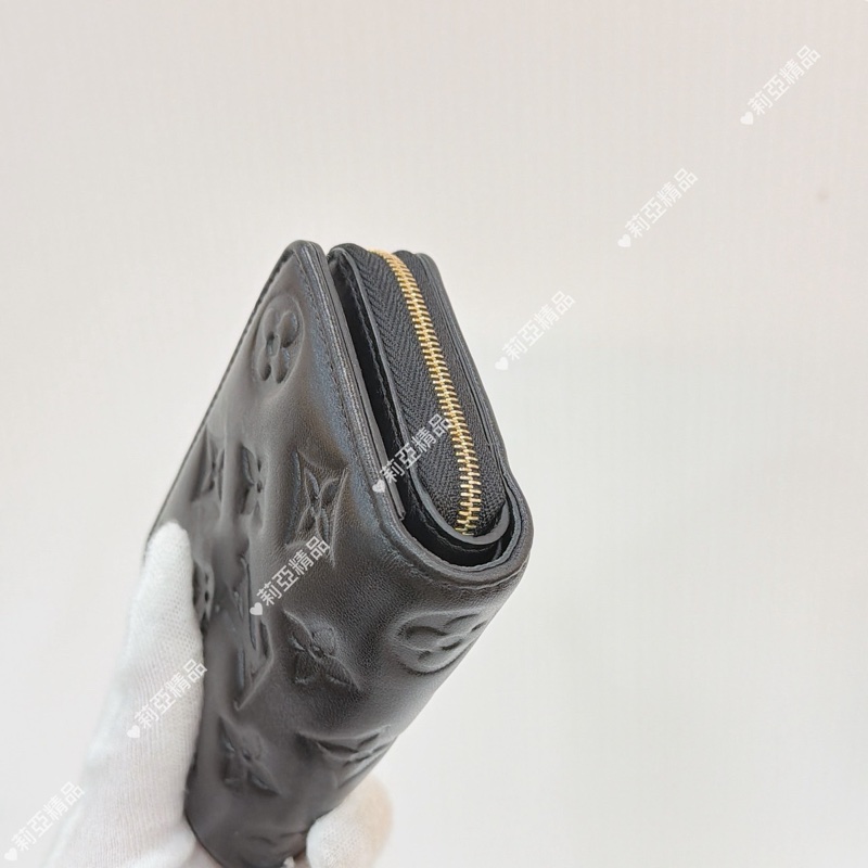 莉亞精品♡ LV M81599 LOU小羊皮壓紋錢包 二手-5