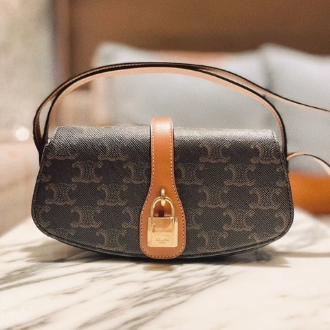 CELINE賽琳Tabou系列凱旋門老花鎖頭腋下包法棍包🥖🥖