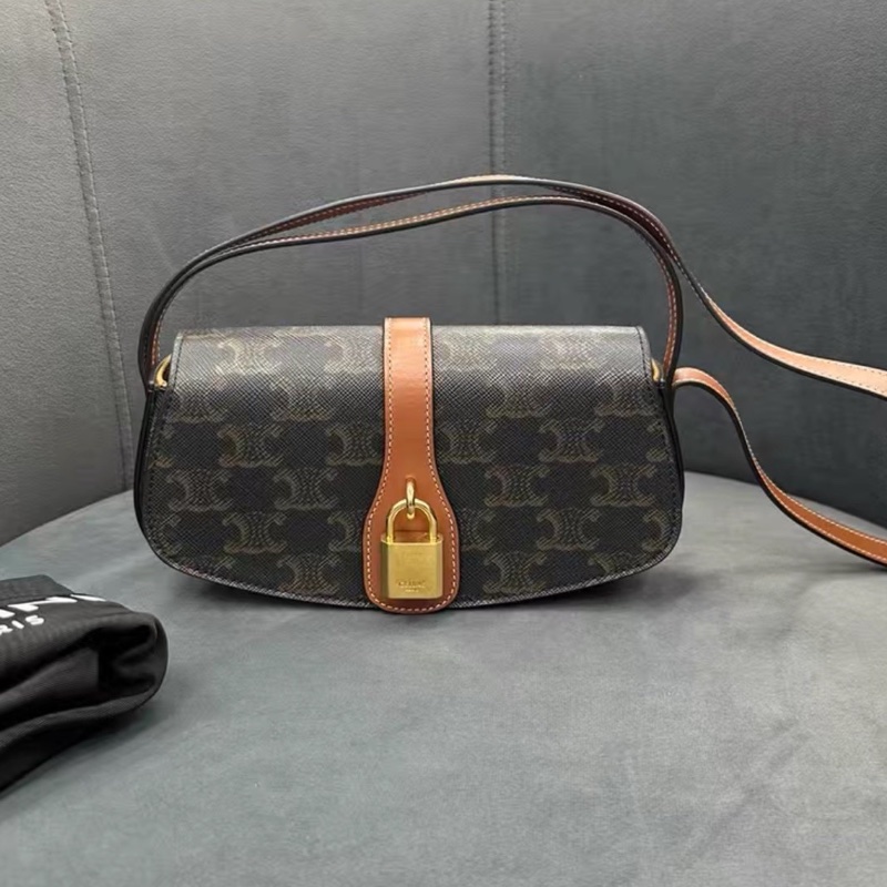 CELINE賽琳Tabou系列凱旋門老花鎖頭腋下包法棍包🥖🥖-10