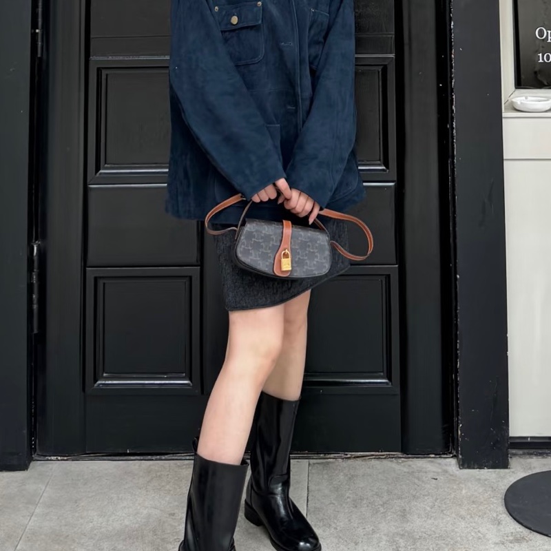 CELINE賽琳Tabou系列凱旋門老花鎖頭腋下包法棍包🥖🥖-17