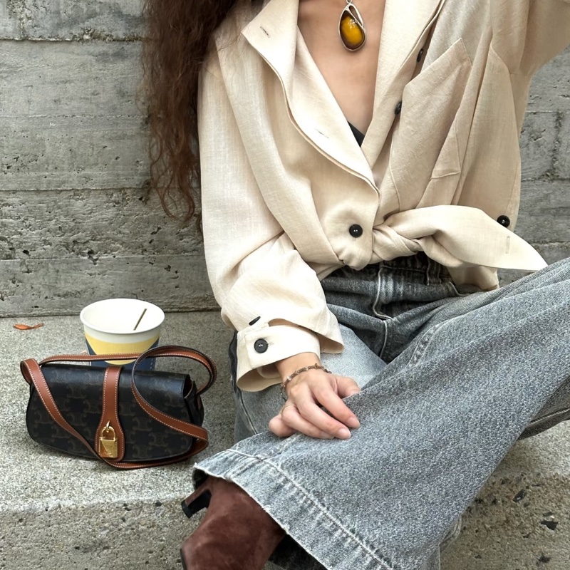 CELINE賽琳Tabou系列凱旋門老花鎖頭腋下包法棍包🥖🥖-19