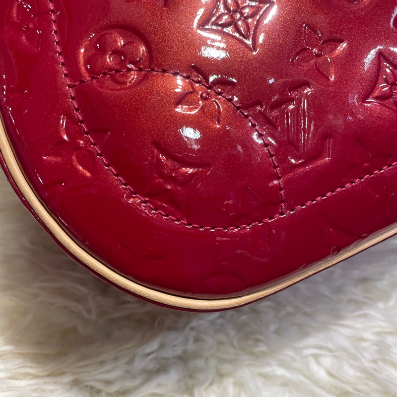 Lv 紅色漆皮保齡球袋-2