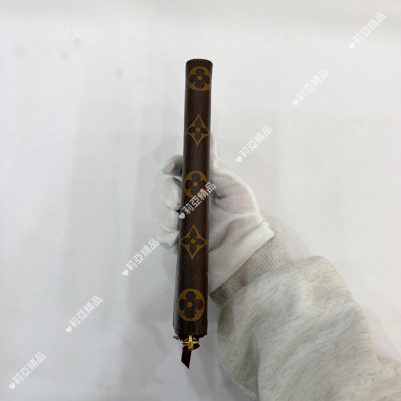 莉亞精品♡Lv老花皮夾內桃色-5