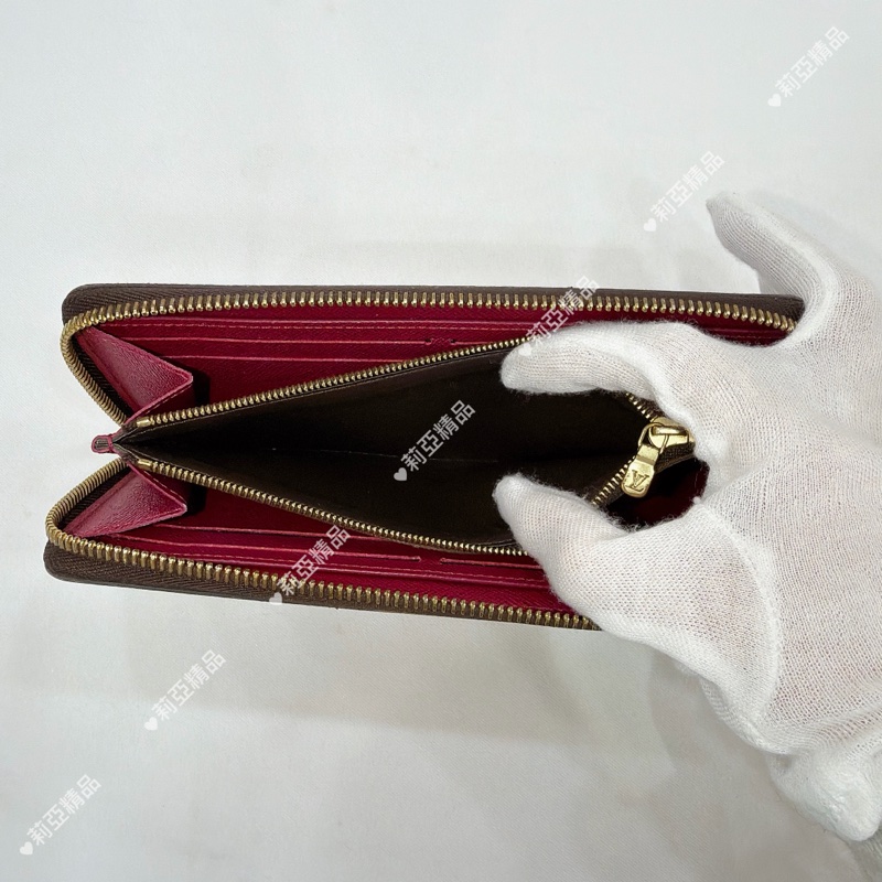 莉亞精品♡Lv老花皮夾內桃色-8