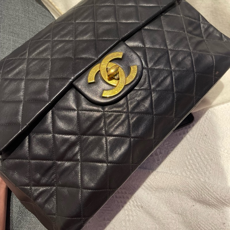 22弄 Chanel vintage 老香 古董包 黑金 羊皮 貝嫂包 maxi 34cm-4