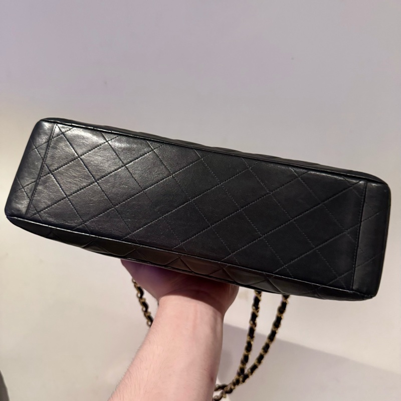 22弄 Chanel vintage 老香 古董包 黑金 羊皮 貝嫂包 maxi 34cm-10