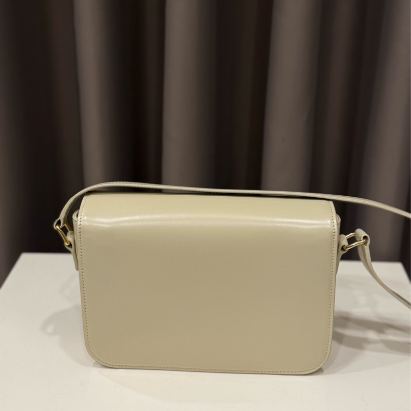 Celine 亮面牛皮革CLASSIQUE TRIOMPHE側背包-1