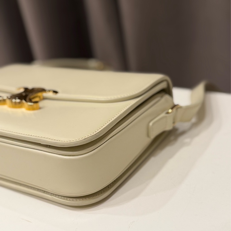 Celine 亮面牛皮革CLASSIQUE TRIOMPHE側背包-6