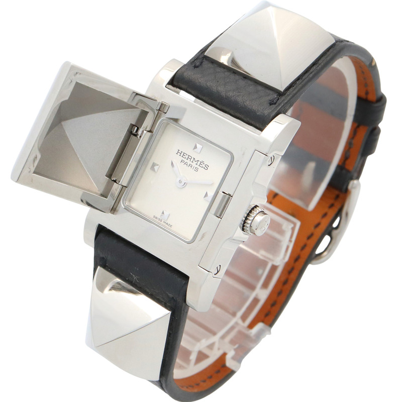 愛馬仕 Medor 女士腕錶，不鏽鋼錶殼配皮錶帶，銀色，型號 ME3.210-2